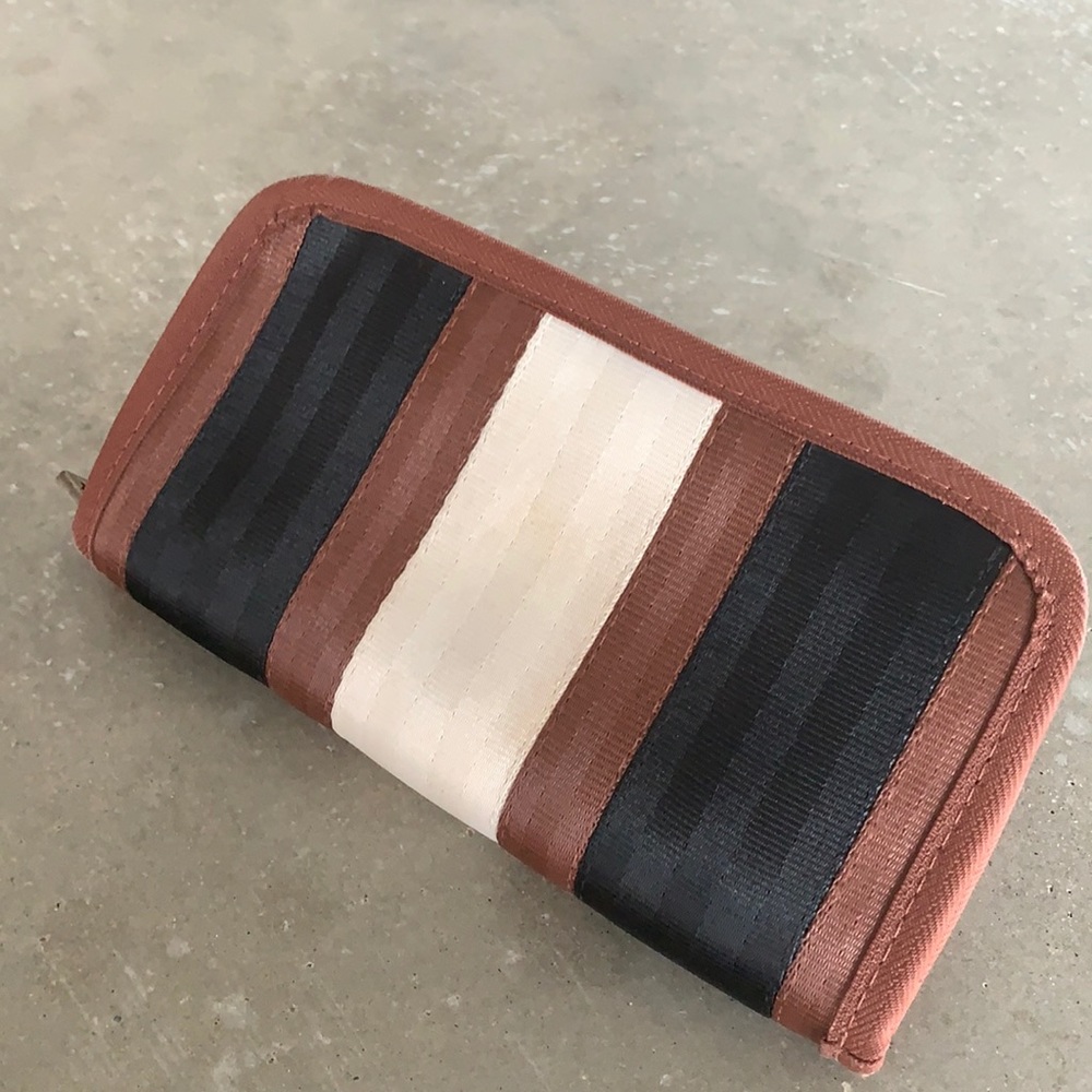 Harvey’s seatbelt clutch/wallet